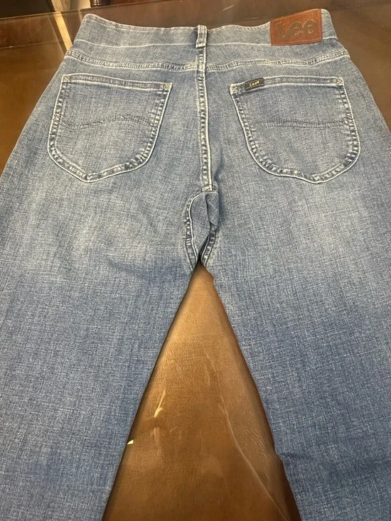 Lee Light Blue Extreme Motion Straight Fit Jeans - Picture 13 of 15